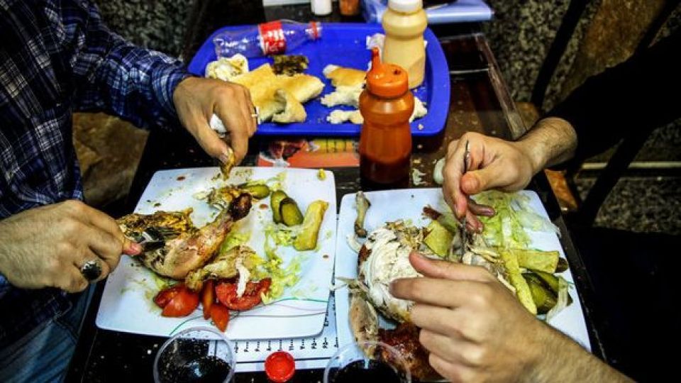 سلامت ایرانی های با «نمک» در خطر است/کمپین «نه» به نمکدان سلامت ایرانی های با «نمک» در خطر است/کمپین «نه» به نمکدان