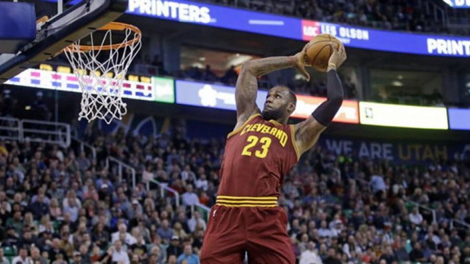 بمب نقل و انتقالات NBA ترکید بمب نقل و انتقالات NBA ترکید