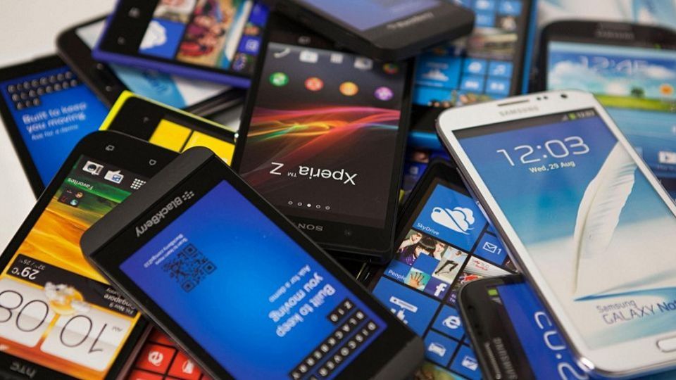 تخلف ۵ میلیاردی واردکننده موبایل تخلف ۵ میلیاردی واردکننده موبایل