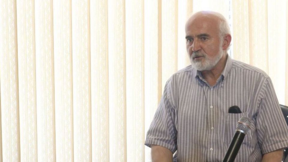 احمد توکلی در واکنش به دغدغههای اقتصادی یک جوان از برگزاری جلسه با اقتصاددانان برای پیشنهاد راه حل به دولت برای وضعیت فعلی اقتصاد خبرداد +عکس احمد توکلی در واکنش به دغدغههای اقتصادی یک جوان از برگزاری جلسه با اقتصاددانان برای پیشنهاد راه حل به دولت برای وضعیت فعلی اقتصاد خبرداد +عکس