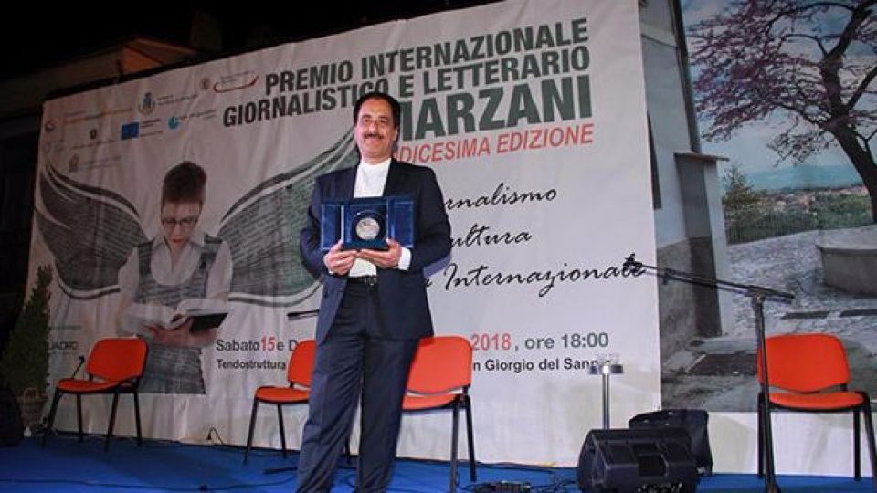 حمید معصومینژاد برنده جایزه خبرنگاری شد حمید معصومینژاد برنده جایزه خبرنگاری شد