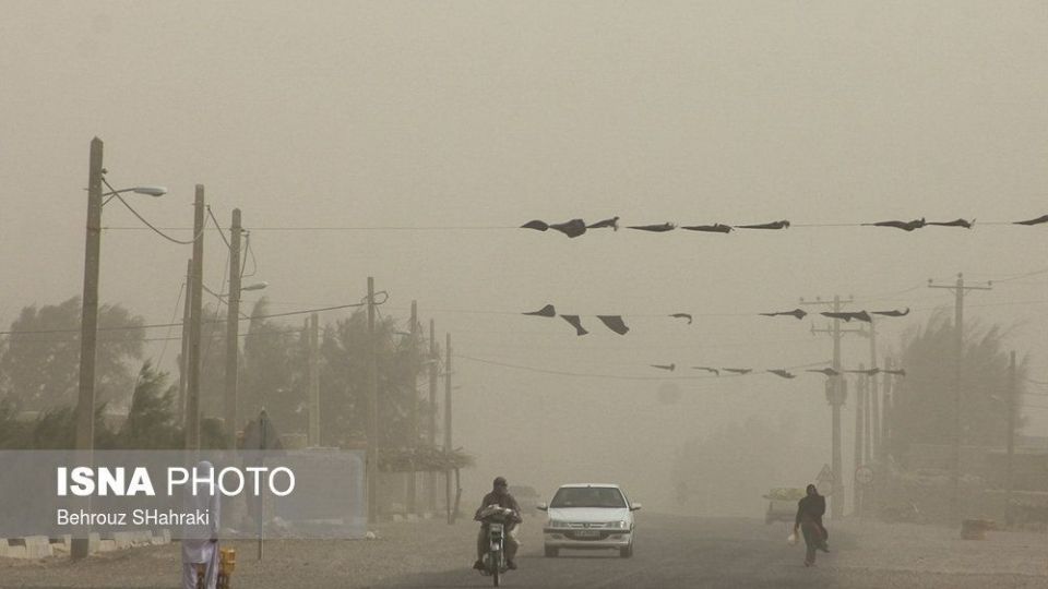 طوفان، گرد و غبار و کاهش دید در زابل طوفان، گرد و غبار و کاهش دید در زابل