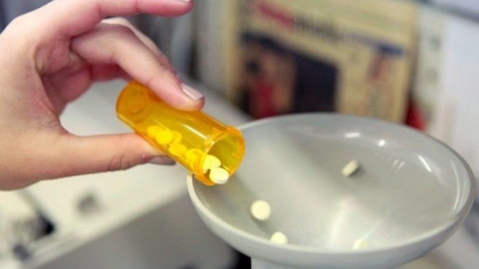 خطر احتمالی شکستگی استخوان با مصرف زیاد ویتامین آ خطر احتمالی شکستگی استخوان با مصرف زیاد ویتامین آ