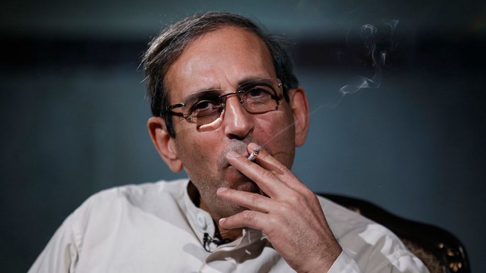 آخرین گفتوگوی وحید مظلومین؛ گرانترین سیگار ایران را میکشم/ نمیتوانید من را گوشه رینگ ببرید آخرین گفتوگوی وحید مظلومین؛ گرانترین سیگار ایران را میکشم/ نمیتوانید من را گوشه رینگ ببرید