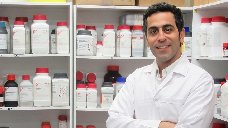 گلایههای مخترع بوشهری؛ کاغذ بازیهای اداری مانع اصلی مخترعان است + فیلم گلایههای مخترع بوشهری؛ کاغذ بازیهای اداری مانع اصلی مخترعان است + فیلم