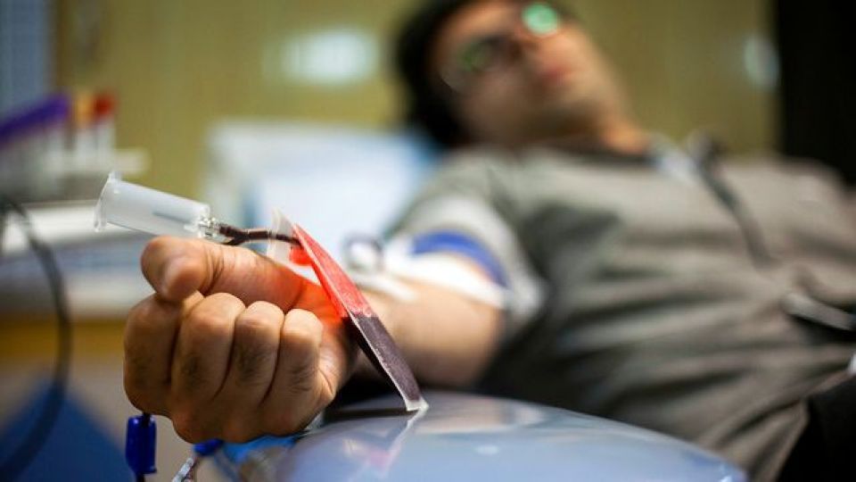 بیشترین اهداءکنندگان خون ایران چند سال دارند؟ بیشترین اهداءکنندگان خون ایران چند سال دارند؟