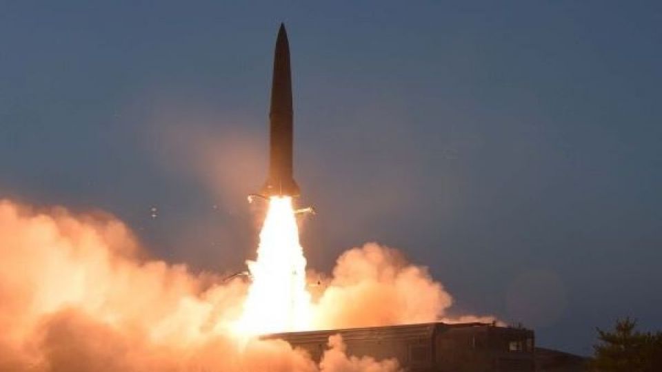 کره شمالی اعلام کرد: آزمایش موشکی کره شمالی هشداری برای جنگ طلبان کره جنوبی است کره شمالی اعلام کرد: آزمایش موشکی کره شمالی هشداری برای جنگ طلبان کره جنوبی است