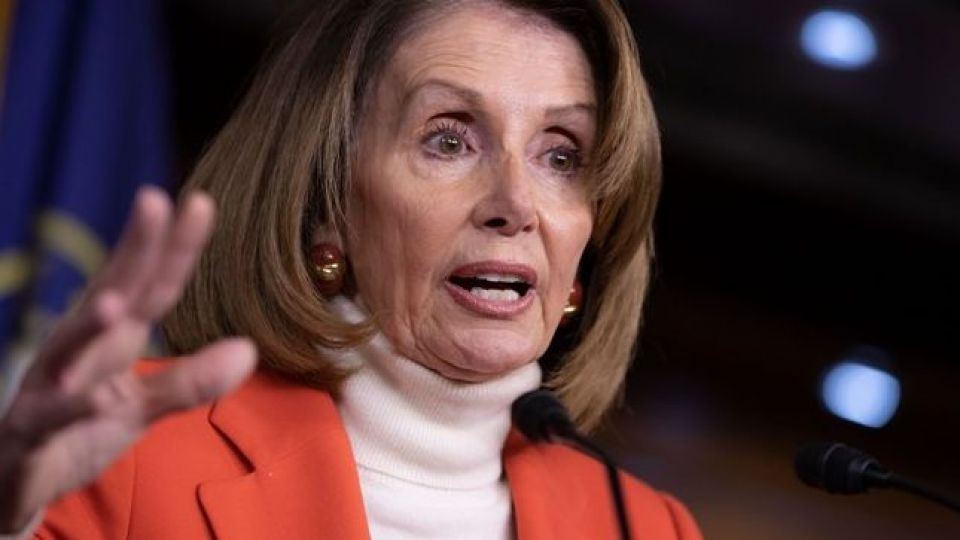 پلوسی تلاش برای جلوگیری از استیضاح ترامپ را رد کرد پلوسی تلاش برای جلوگیری از استیضاح ترامپ را رد کرد