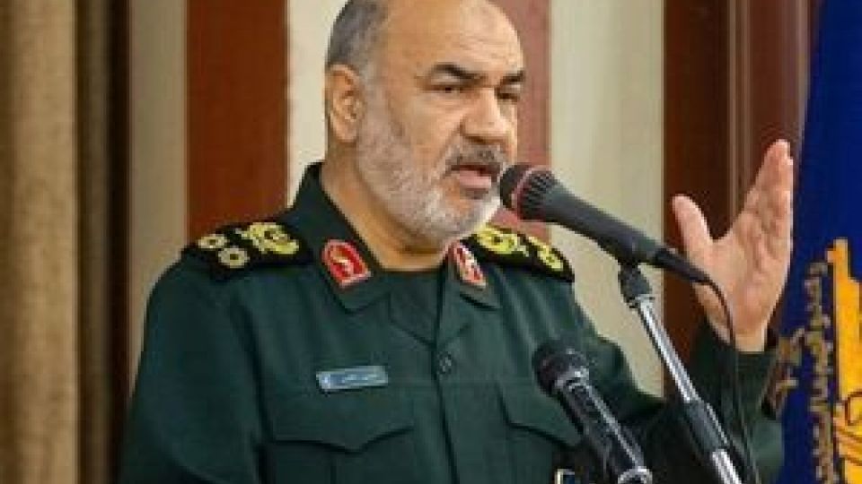 سرلشکر سلامی: کشور را به سمت هیچ جنگی نمی‌بریم و از هیچ جنگی نمی‌ترسیم