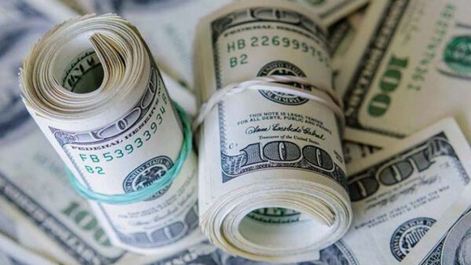 نرخ یورو و پوند کاهش یافت