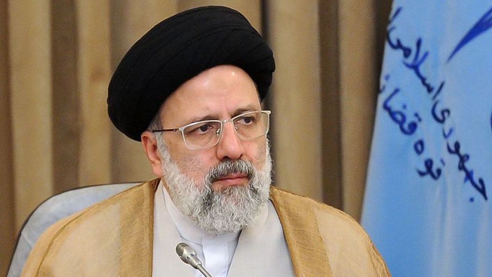 رئیسی: پیروز انتخابات ملت بزرگ ایران است/ مقابله با ویروس کرونا همکاری ملی میطلبد/ افزایش قیمتها در بازار کنترل شود رئیسی: پیروز انتخابات ملت بزرگ ایران است/ مقابله با ویروس کرونا همکاری ملی میطلبد/ افزایش قیمتها در بازار کنترل شود