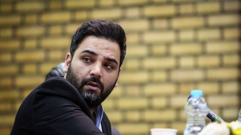 وعده علیخانی برای تغییر داوران «عصر جدید» وعده علیخانی برای تغییر داوران «عصر جدید»