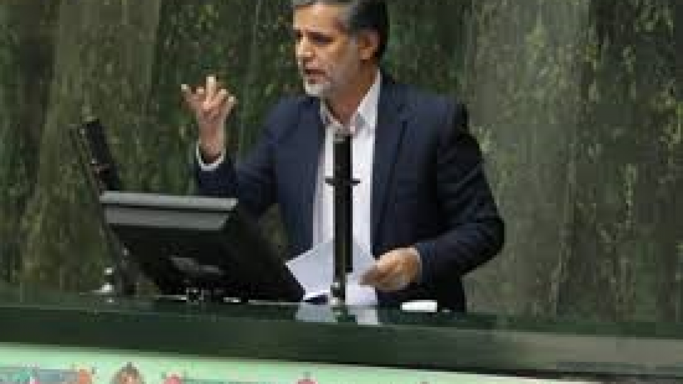 تشکیل جلسات مجلس و کمیسیون ها بر خلاف دستورات پزشکی است