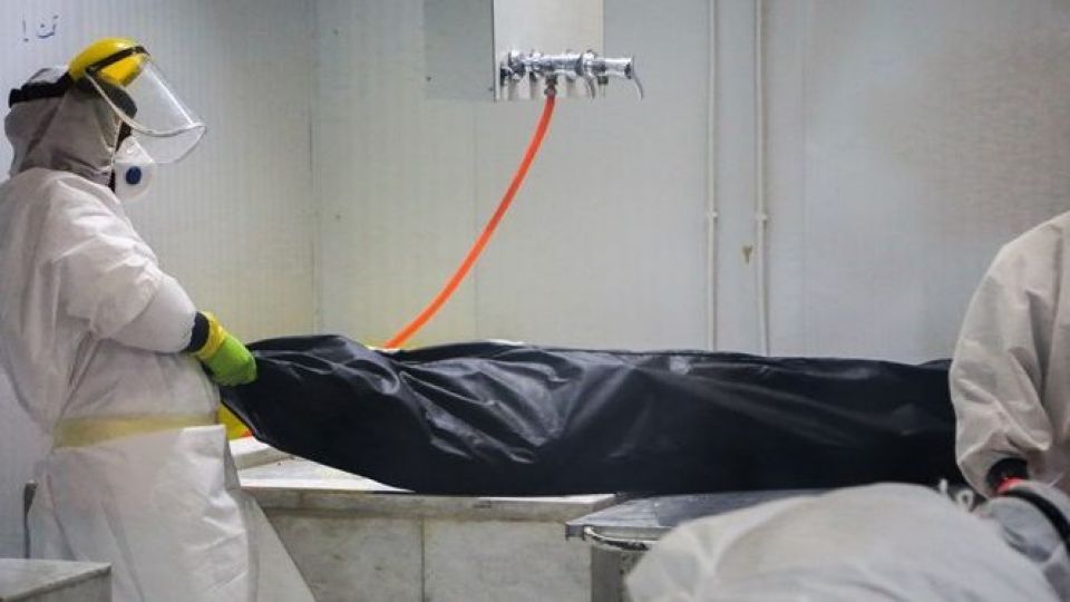 روایتی خواندنی از حضور طلبههای خواهر در غسالخانه کروناییها روایتی خواندنی از حضور طلبههای خواهر در غسالخانه کروناییها