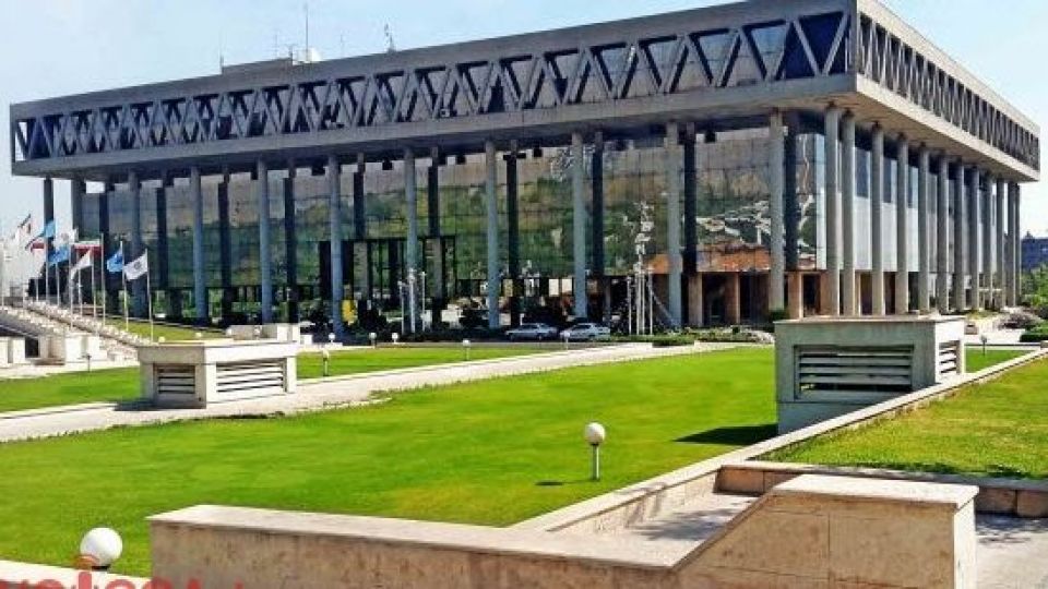 ورود شورای نظارت بر صداوسیما به ماجرای دستمزدهای نجومی مجریان ورود شورای نظارت بر صداوسیما به ماجرای دستمزدهای نجومی مجریان