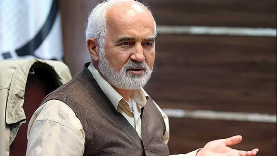 احمد توکلی: مجلس در قانونگذاری، دچار نوعی تولید انبوه بی‌کیفیت شده است / وظیفه و حق مردم است که صریح با نمایندگان خود سخن بگویند
