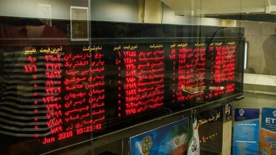 شاخص کل بورس قله یک میلیون واحد را فتح کرد