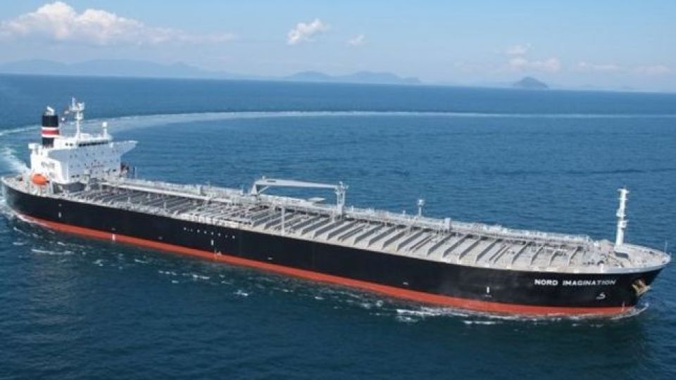 عبور چهارمین نفتکش حامل بنزین ایران از جبلالطارق عبور چهارمین نفتکش حامل بنزین ایران از جبلالطارق