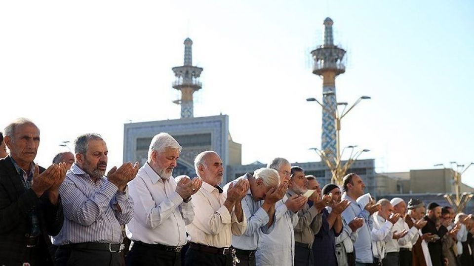 آیا یکشنبه عید فطر است؟