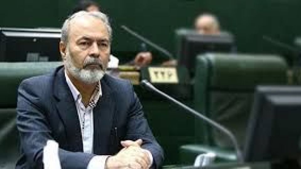 دکتر لاریجانی سیاستمداری میانه رو و شخصیتی علمی است