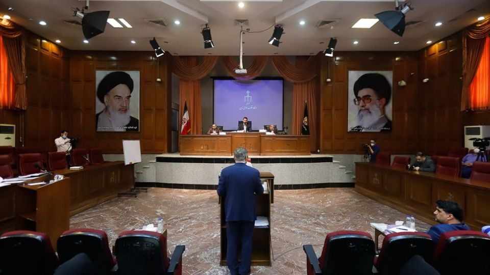 جزییات پنجمین جلسه رسیدگی به اتهامات ۲۱ متهم کلان ارزی جزییات پنجمین جلسه رسیدگی به اتهامات ۲۱ متهم کلان ارزی