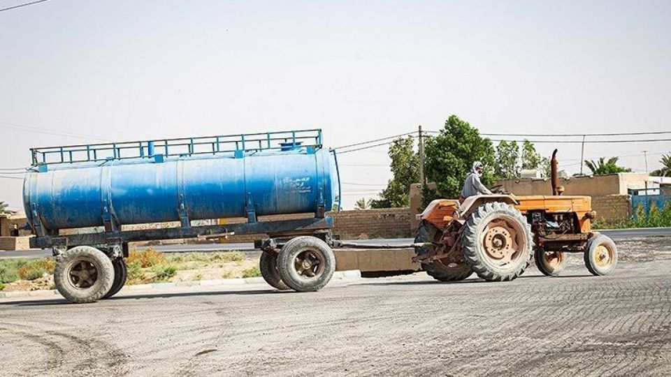 بی‌آبی در فاصله 50 متری رود کارون