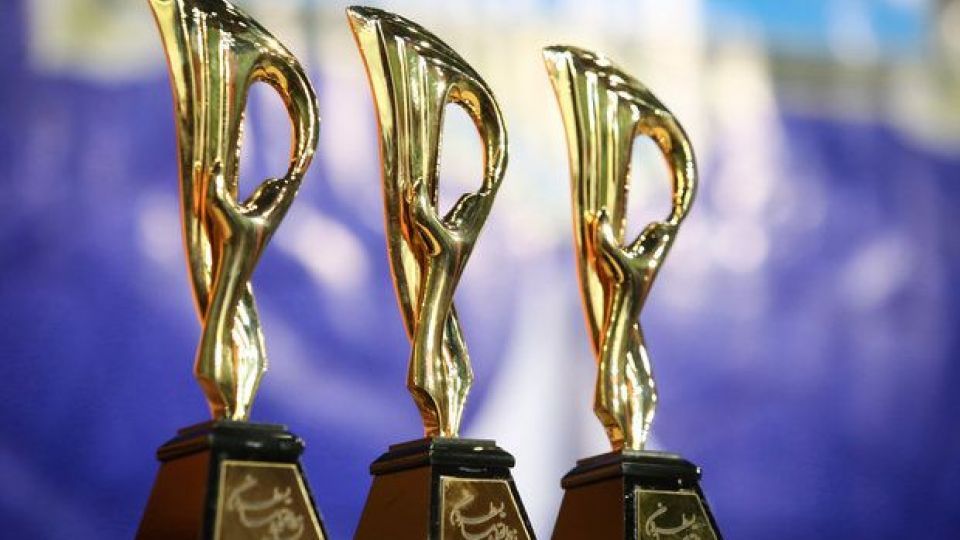 برگزیدگان جایزه «قلم زرین» معرفی شدند برگزیدگان جایزه «قلم زرین» معرفی شدند