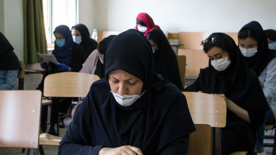 آب پاکی وزارت بهداشت روی دست مخالفان برگزاری کنکور: هیچ‌کدام از آزمون‌ها به تعویق نمی‌افتند