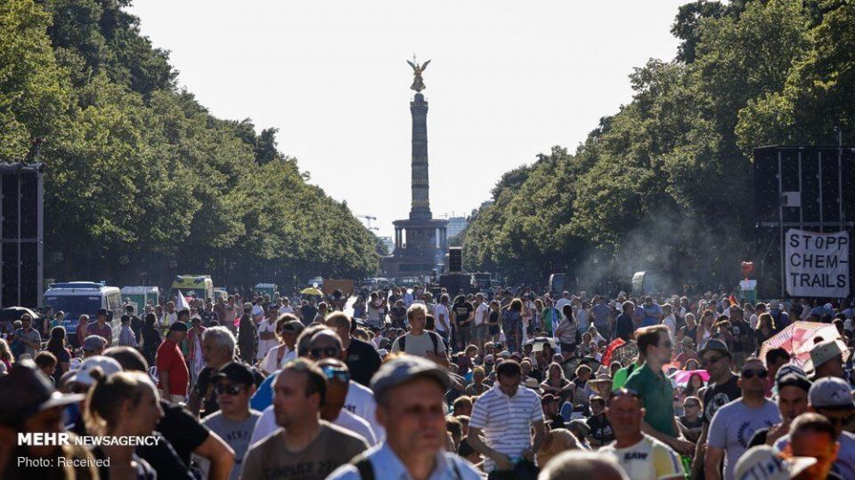 اعتراض مردم آلمان به محدودیتهای سختگیرانه کرونایی اعتراض مردم آلمان به محدودیتهای سختگیرانه کرونایی