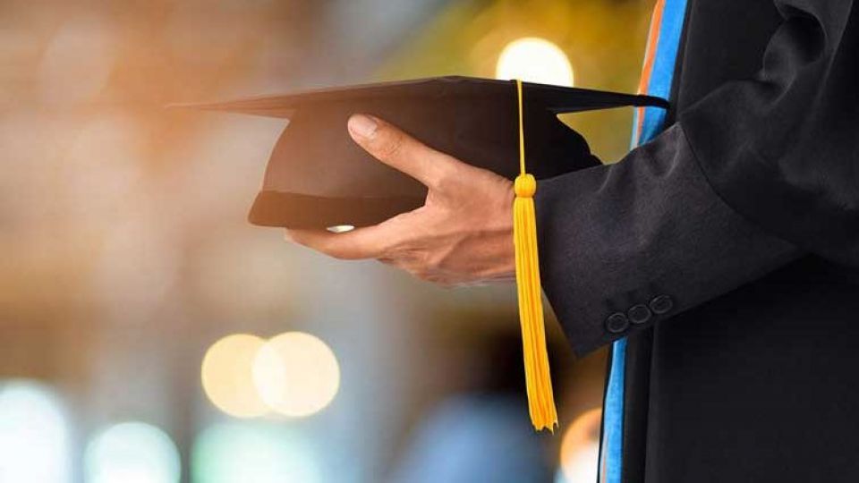 چه کسانی اجازه تحصیل همزمان در دو رشته دانشگاهی را دارند؟ چه کسانی اجازه تحصیل همزمان در دو رشته دانشگاهی را دارند؟