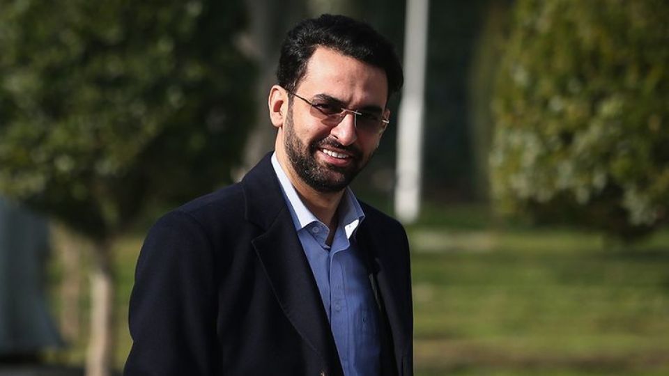 جهرمی: سیمکارتی تحت عنوان شاد نداریم جهرمی: سیمکارتی تحت عنوان شاد نداریم