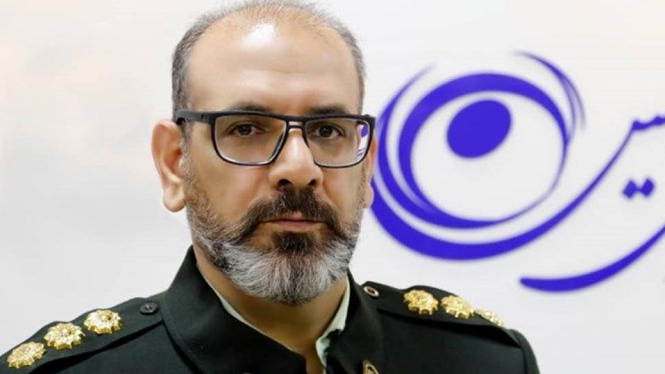 واکنش پلیس به کلیپ درگیری فرد قمه بهدست با سرباز وظیفه در زاهدان واکنش پلیس به کلیپ درگیری فرد قمه بهدست با سرباز وظیفه در زاهدان 