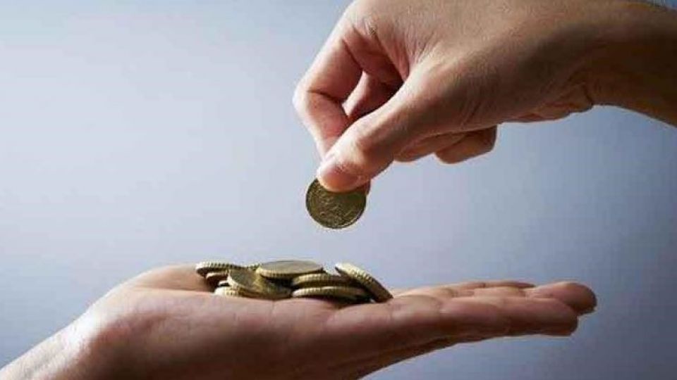 مهریه ۱۰۰۰ میلیاردی برای جوانی که ۵۰ میلیون هم سرمایه ندارد، باطل و خلاف شرع است مهریه ۱۰۰۰ میلیاردی برای جوانی که ۵۰ میلیون هم سرمایه ندارد، باطل و خلاف شرع است