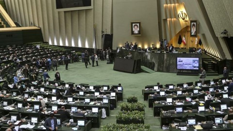 تصویب دو فوریت طرح اقدام راهبردی برای لغو تحریمها در مجلس تصویب دو فوریت طرح اقدام راهبردی برای لغو تحریمها در مجلس