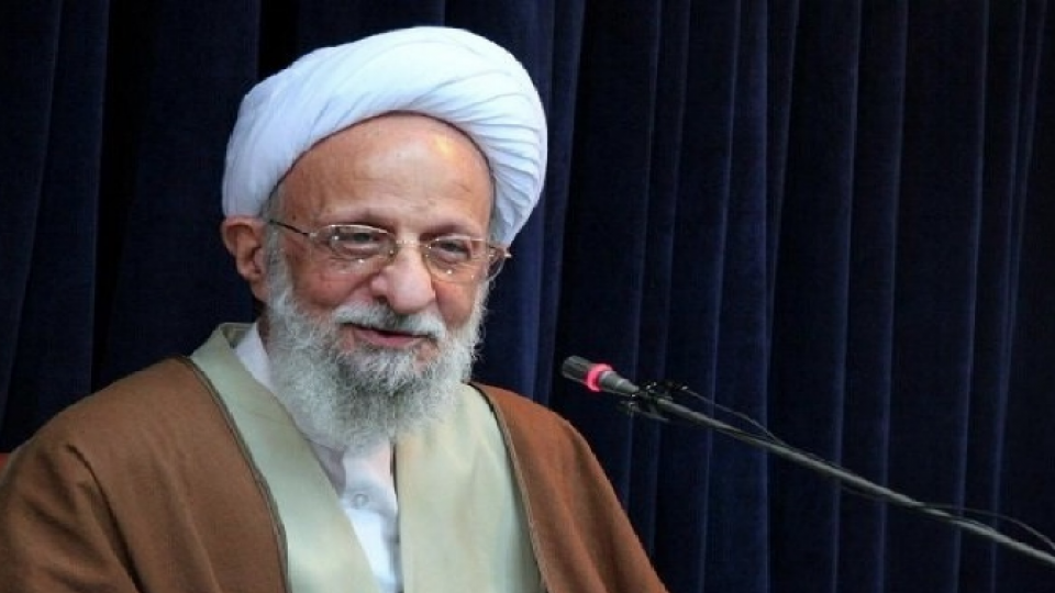 اطلاعیه دفتر آیتالله مصباح یزدی درباره آخرین وضعیت سلامت وی اطلاعیه دفتر آیتالله مصباح یزدی درباره آخرین وضعیت سلامت وی