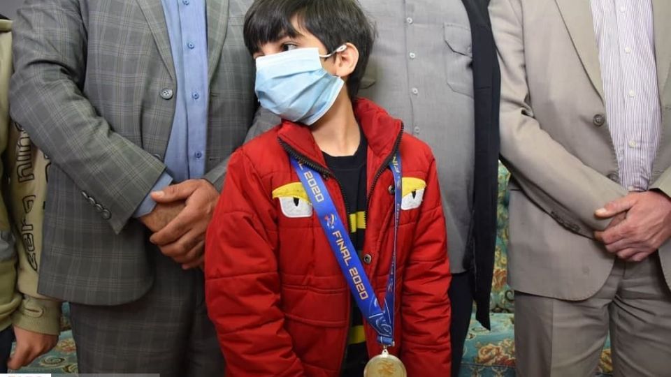 همدردی یحیی گلمحمدی با خانواده هوادار از دست رفته همدردی یحیی گلمحمدی با خانواده هوادار از دست رفته