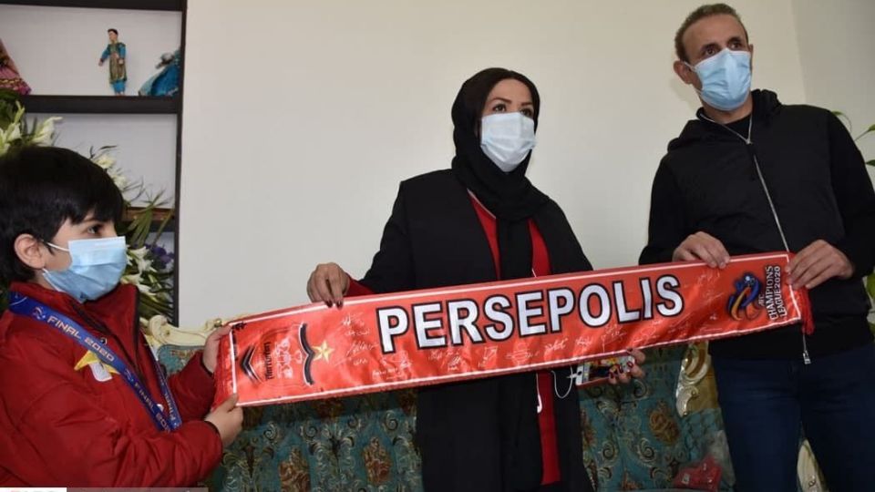 همدردی یحیی گلمحمدی با خانواده هوادار از دست رفته همدردی یحیی گلمحمدی با خانواده هوادار از دست رفته