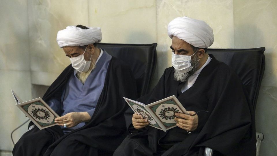 آیین بزرگداشت آیت الله مصباح یزدی - حرم حضرت معصومه (س) آیین بزرگداشت آیت الله مصباح یزدی - حرم حضرت معصومه (س)