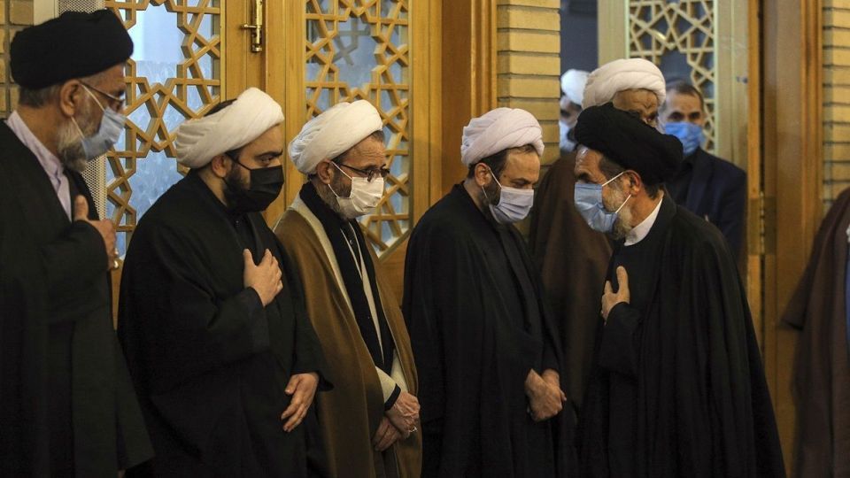 آیین بزرگداشت آیت الله مصباح یزدی - حرم حضرت معصومه (س) آیین بزرگداشت آیت الله مصباح یزدی - حرم حضرت معصومه (س)