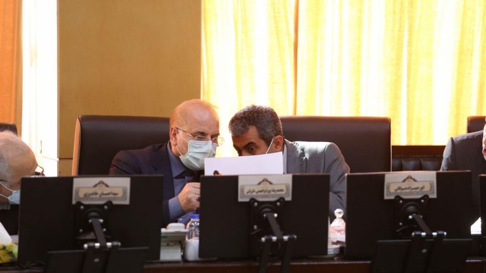 نشست فوقالعاده بررسی بازار سرمایه در کمیسیون اقتصادی مجلس نشست فوقالعاده بررسی بازار سرمایه در کمیسیون اقتصادی مجلس