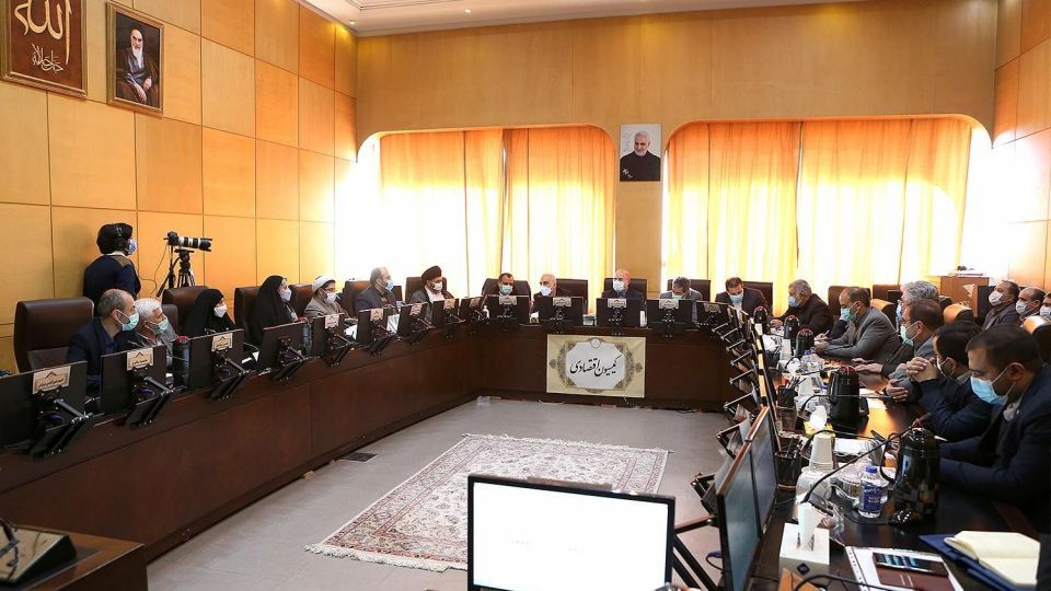 نشست فوقالعاده بررسی بازار سرمایه در کمیسیون اقتصادی مجلس نشست فوقالعاده بررسی بازار سرمایه در کمیسیون اقتصادی مجلس