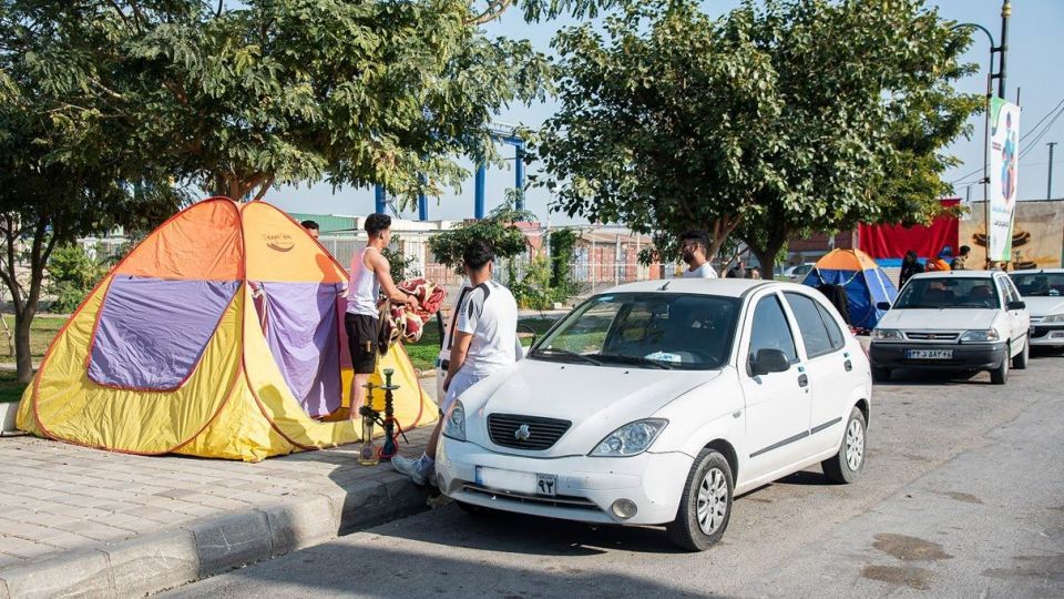 میهمانان وقت نشناس میهمانان وقت نشناس