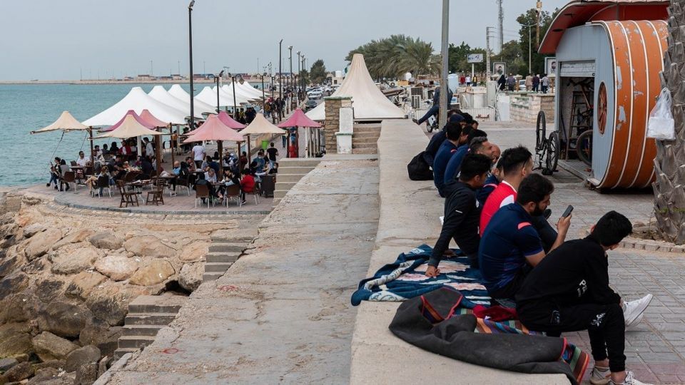 میهمانان وقت نشناس میهمانان وقت نشناس