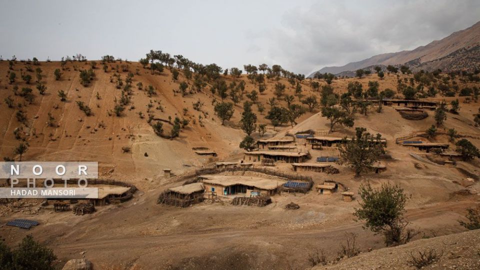 زندگی سخت این زنان قوم لُر زندگی سخت این زنان قوم لُر