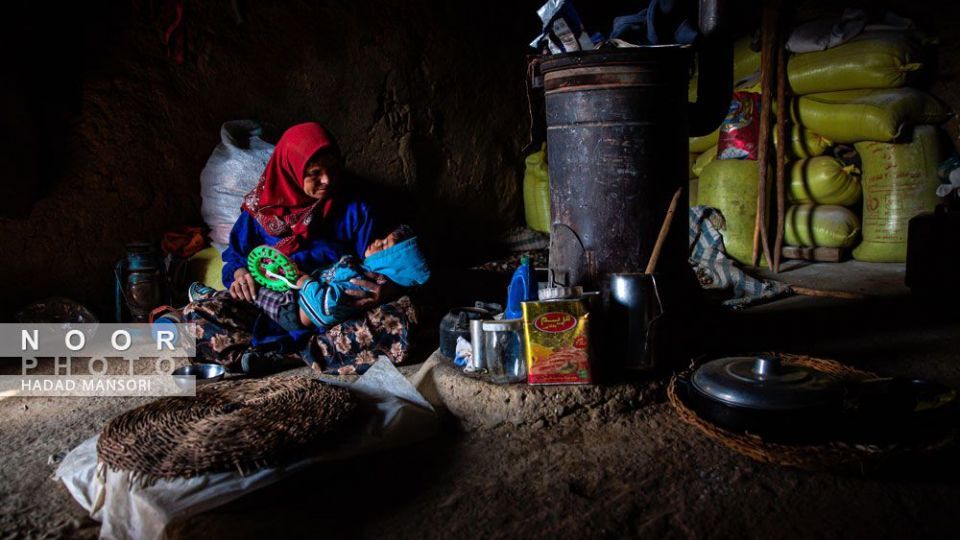 زندگی سخت این زنان قوم لُر زندگی سخت این زنان قوم لُر