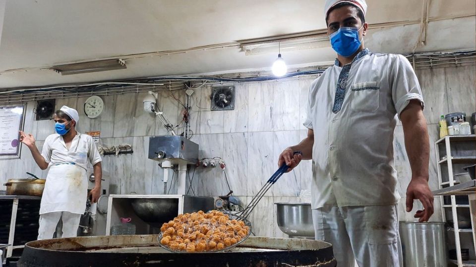 کارگاه تهیه زولبیا و بامیه در ماه رمضان کارگاه تهیه زولبیا و بامیه در ماه رمضان