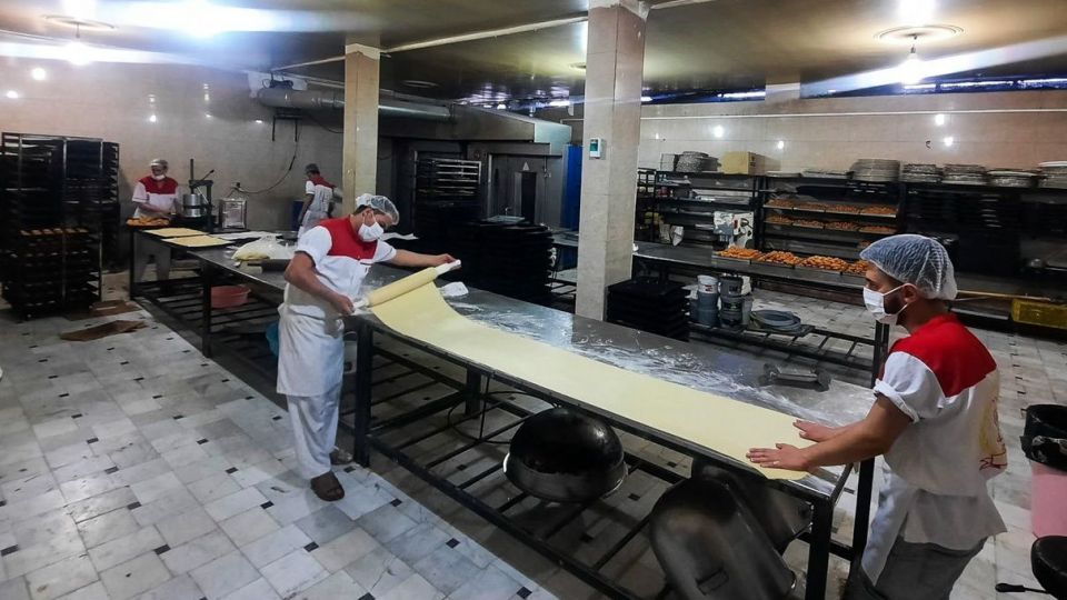 کارگاه تهیه زولبیا و بامیه در ماه رمضان کارگاه تهیه زولبیا و بامیه در ماه رمضان