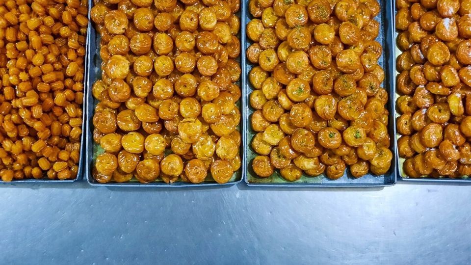 کارگاه تهیه زولبیا و بامیه در ماه رمضان کارگاه تهیه زولبیا و بامیه در ماه رمضان