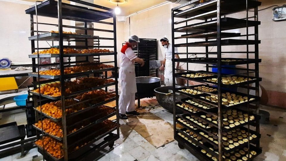 کارگاه تهیه زولبیا و بامیه در ماه رمضان کارگاه تهیه زولبیا و بامیه در ماه رمضان