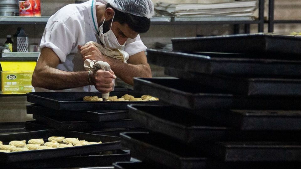 کارگاه تهیه زولبیا و بامیه در ماه رمضان کارگاه تهیه زولبیا و بامیه در ماه رمضان